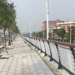 公路馬路不銹鋼護欄定做